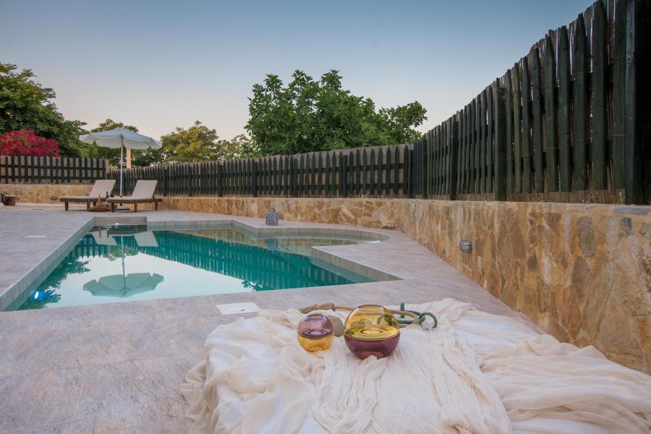 Golden Coast Boutique - Luxury Living Aparthotel Kypseli Eksteriør bilde