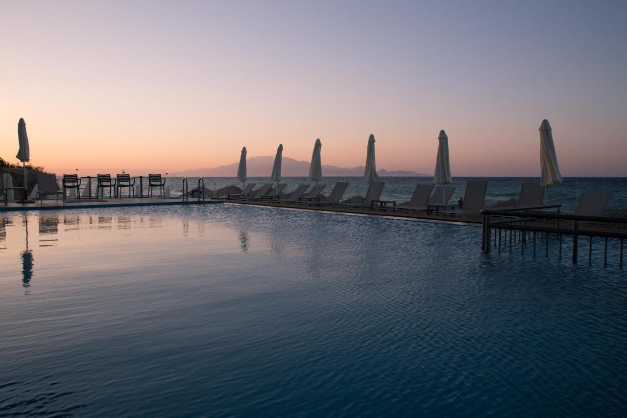 Golden Coast Boutique - Luxury Living Aparthotel Kypseli Eksteriør bilde