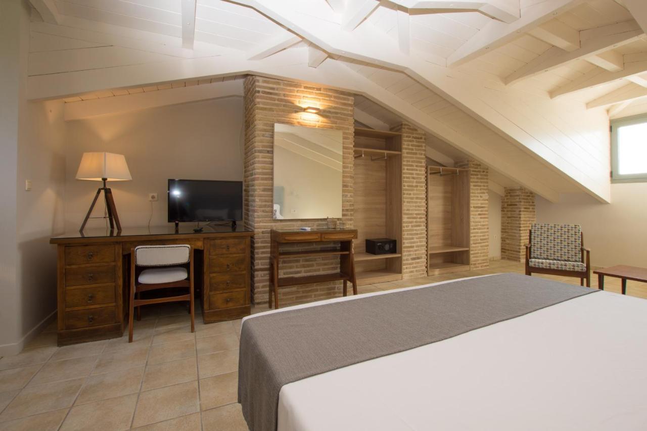 Golden Coast Boutique - Luxury Living Aparthotel Kypseli Eksteriør bilde